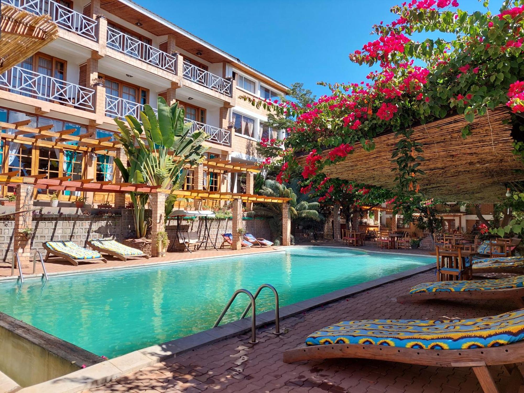 Island Continent Hotel Ivato Airport Kültér fotó
